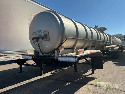 1989 Helix 5100 gal T/A Przyczepa cysterna