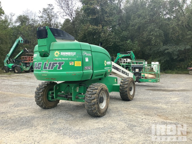 ELEVADOR TELESCóPICO 2005 JLG 4WD 600S