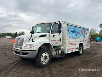 2017 International 4300 4x2 Beverage Truck
