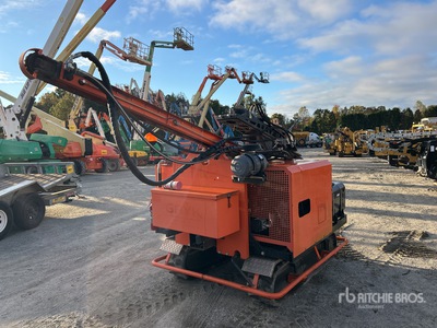 2016 Gayk HRE 4000 W Tracked ماكينة دق الركائز