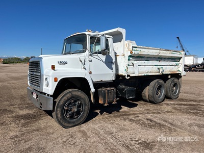 1984 Ford L9000 6x4 T/A Dump Truck
