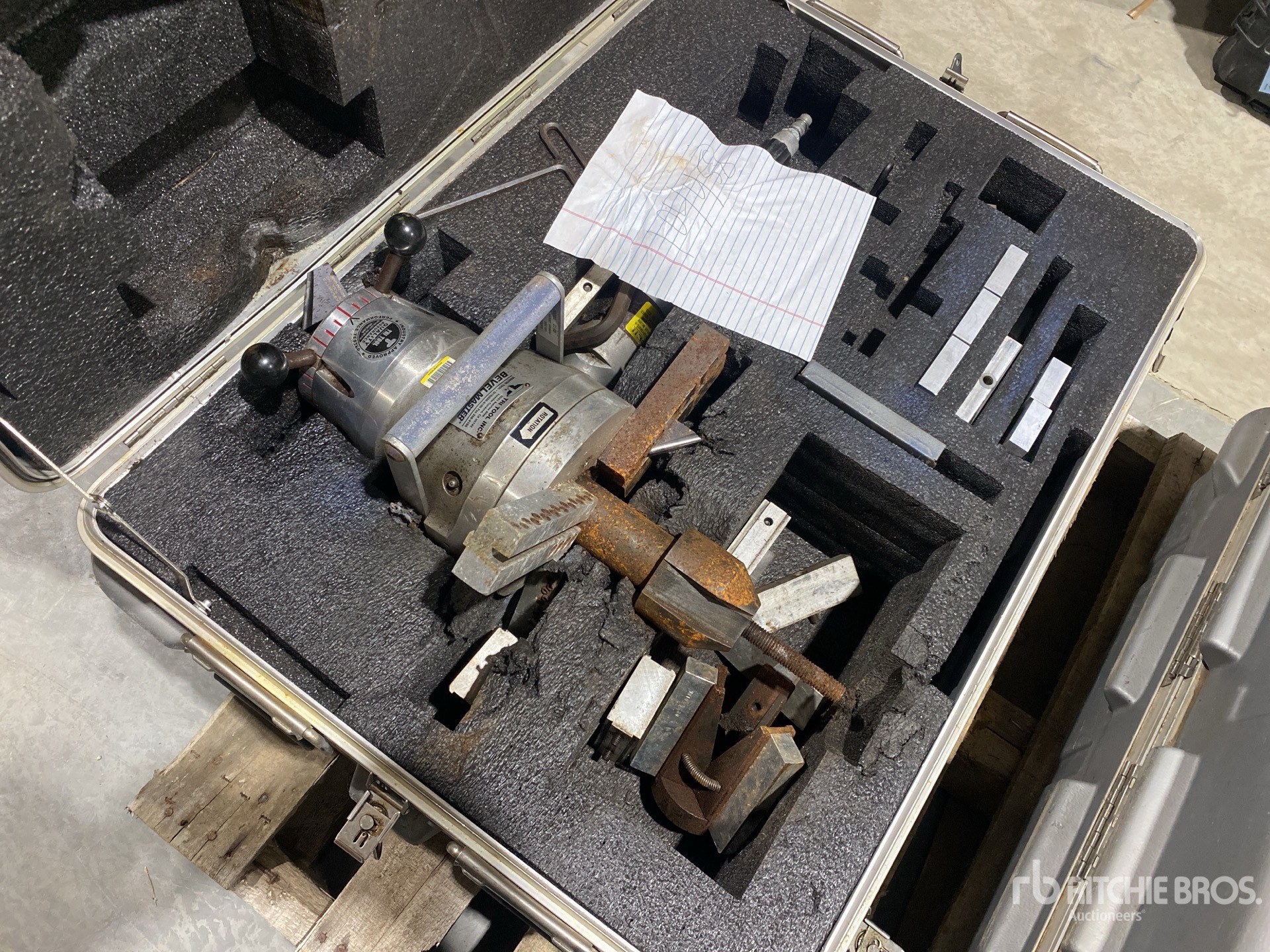 Tri-Tool Bevel Master 214B Pipe Beveling Machine