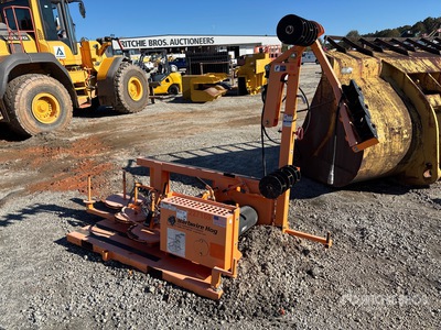 EZG Barbwire Hog Skid Steer Barbwire Stretcher Divers