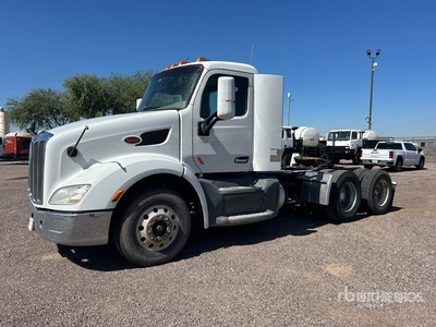 2015 Peterbilt 579 6x4 T/A Day Cab Truck Tractor
