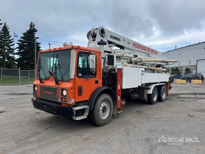2007 Mack MR688S 6x4 Concrete Pump Truck