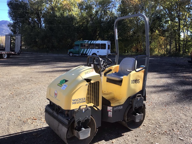 2015 Wacker Neuson RD12A Double Drum Roller