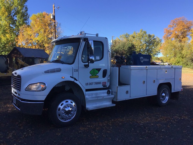 2008 Freightliner Business Class M2 4x2 Service Truck