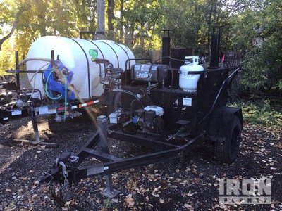 2016 LeeBoy 250T Asphalt Kettle