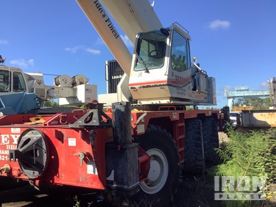 2011 Link-Belt RTC 80130 130 ton 6x6x6 رافعة للطرق الوعرة (Inoperable)