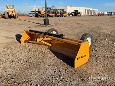 2025 Industrias America HI1100 132 in Hydraulic Box Scraper (Unused)