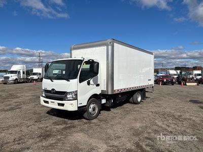 2020 Hino 195 4x2 Camion fourgon