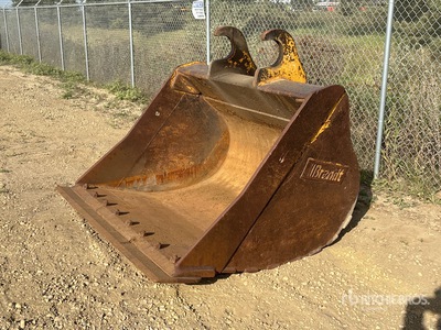 Brandt 66 in Q/C Cleanup Cazo para excavadora
