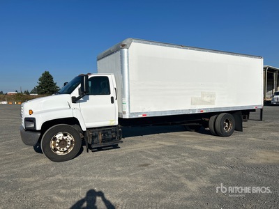 2007 GMC C7500 4x2 Van Truck