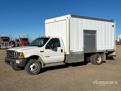 2000 Ford F-550 4x2 ユーティリティトラック