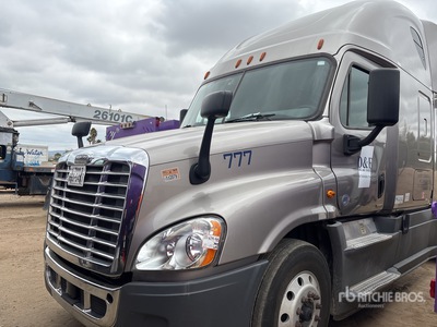 2018 Freightliner Cascadia 125 6x4 T/A Sleeper Truck Tractor