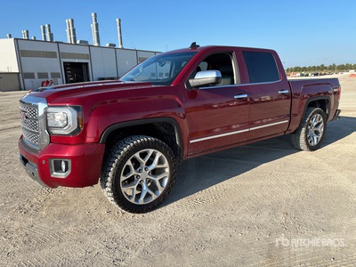 2018 GMC Sierra 1500 SLT 4x2 Crew Cab بيك اب