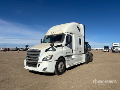 2020 Freightliner Cascadia 126 6x4 T/A Sleeper Truck Tractor