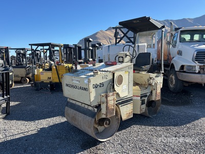 Ingersoll Rand DD-23 Double Drum Roller