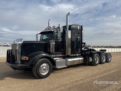 2012 Peterbilt 367 6x4 Sleeper Winch Truck
