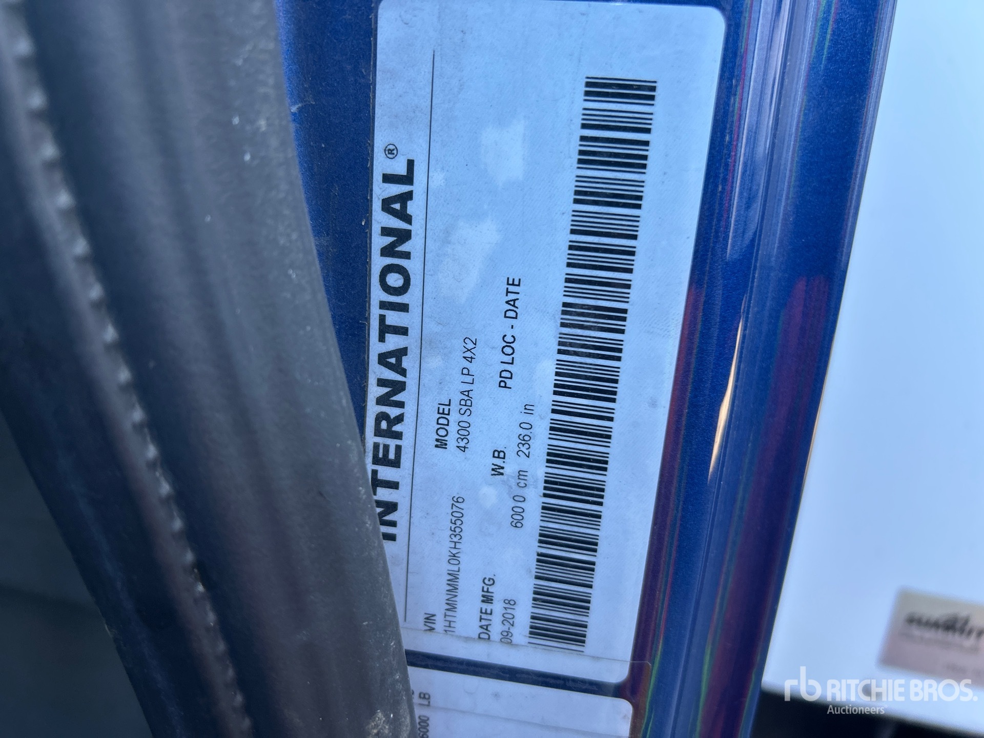 2019 International 4300LP 4x2 Curtain side
