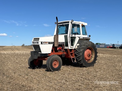1981 Case 2090 2WD Tractor
