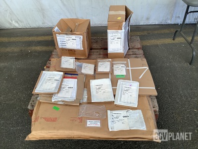 (100) Assorted Gaskets