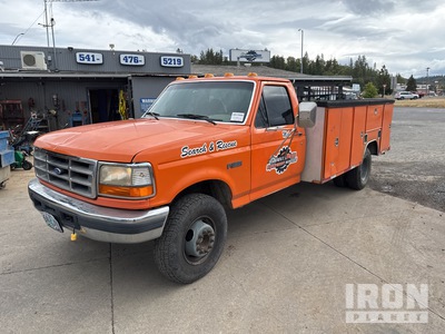 1995 Ford F-Super Duty 4x2 Utility Truck