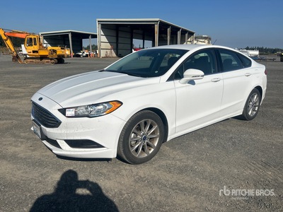 2017 Ford Fusion SE Automobile