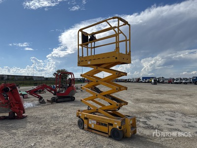 2008 Haulotte COMPACT8 Electric Schaarlift