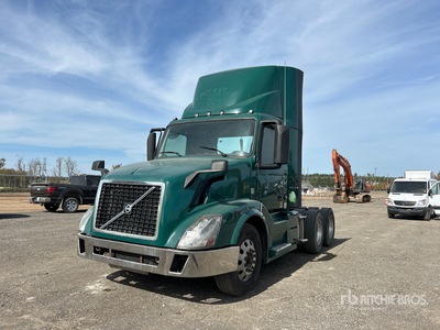 2013 Volvo VNL 6x4 T/A Day Cab Truck Tractor