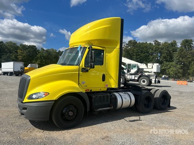 2020 International RH613 6x4 Cabina per trattore stradale