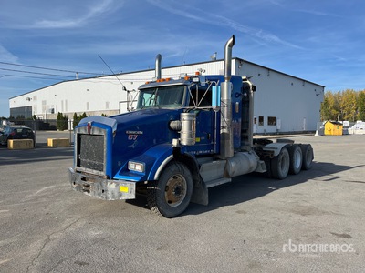 2013 Kenworth T800 8x6 Heavy Haul Tri/A Sleeper Truck Tractor