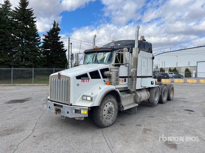 2012 Kenworth T800 8x4 Tri/A Sleeper Truck Tractor