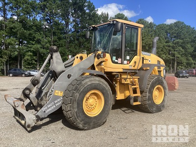 Volvo L90G Wheel Loader