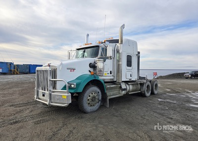 2014 Kenworth T800 6x4 Ciągnik siodłowy T/A z kabiną sypialną