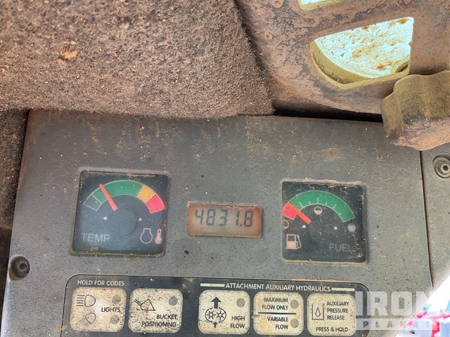 MINI CARGADOR SOBRE RUEDAS 2005 BOBCAT LOADER