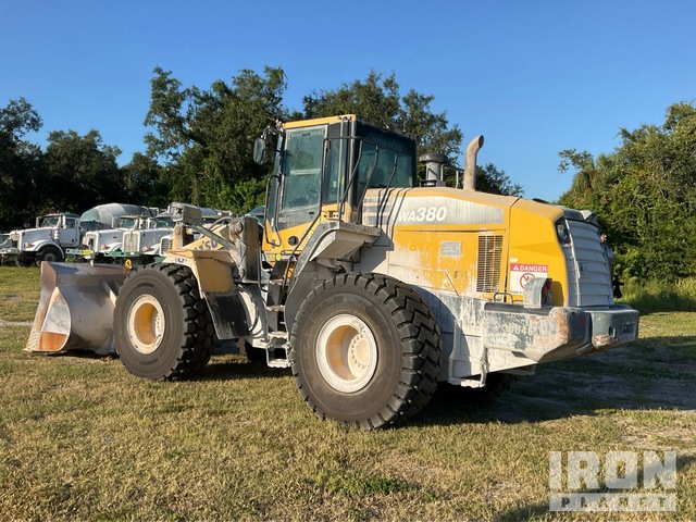CARGADOR FRONTAL 2014 KOMATSU WA3807