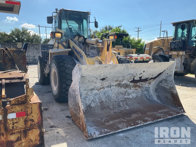 CARGADOR FRONTAL KOMATSU WA3807
