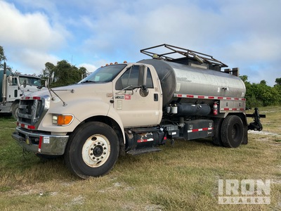 Etnyre on 2015 Ford F-750 XL 4x2 Asphalt Distributor Truck