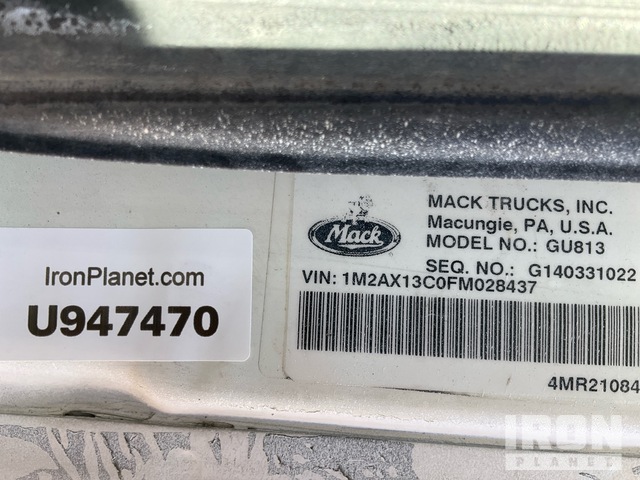 CAMIóN REVOLVEDOR 2015 MACK MCNEILUS 10.5 CYD