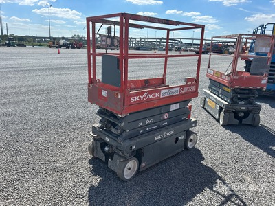 2018 Skyjack SJIII3219 Electric Scissor Lift