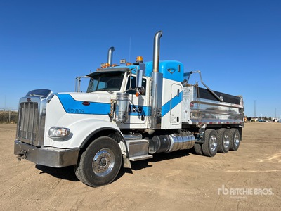 2014 Peterbilt 367 8x6 Sleeper Autocarro ribaltabile 3 assi