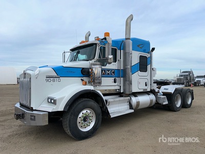 2015 Kenworth T800 6x4 Sleeper Truck Tractor
