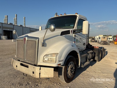 2019 Kenworth T880 6x4 T/A Day Cab Truck Tractor
