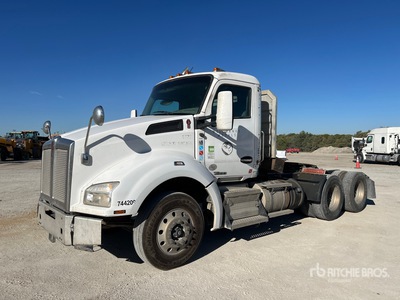2019 Kenworth T880 6x4 T/A Day Cab Truck Tractor