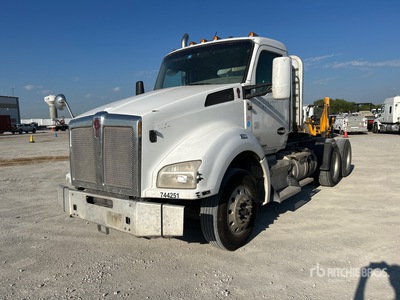 2019 Kenworth T880 6x4 T/A Day Cab Truck Tractor