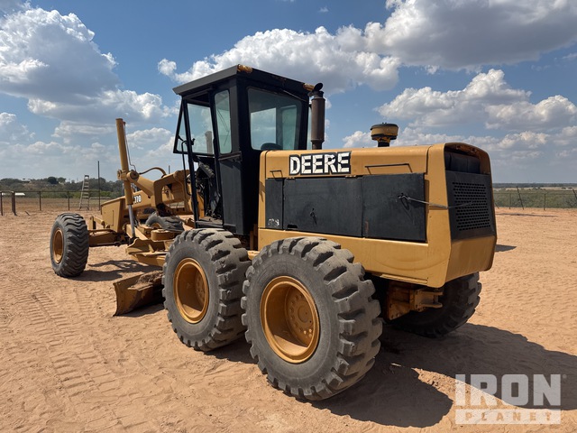 MOTOCONFORMADORA JOHN DEERE 770