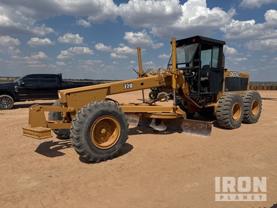 John Deere 770 Motor Grader