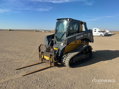 2019 John Deere 333G Two-Speed لودر بجنزير