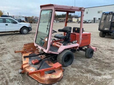 1988 Kubota F2000 4x4 Ride-On Kosiarka do trawy (Inoperable)